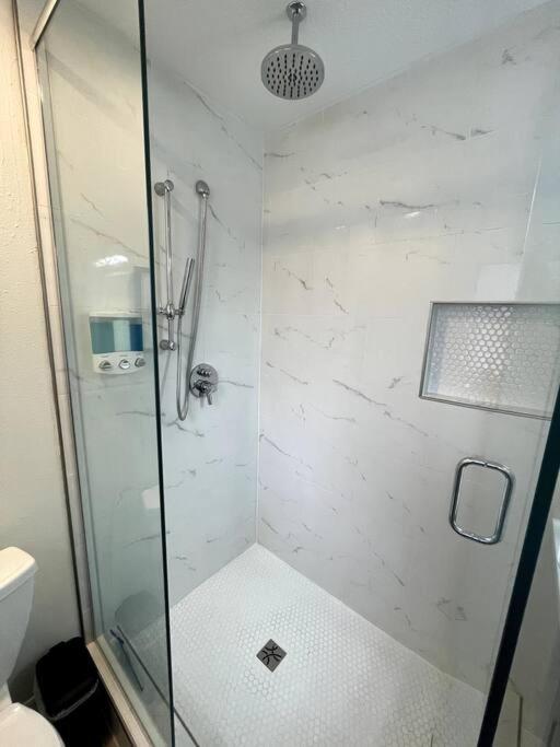 Riverside Riviera At Seminole Heights Тампа Екстериор снимка